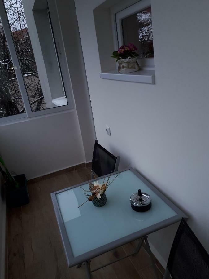Apartment Art เวลีคอเทอร์โนโว ภายนอก รูปภาพ