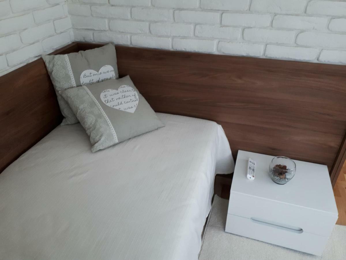 Apartment Art เวลีคอเทอร์โนโว ภายนอก รูปภาพ