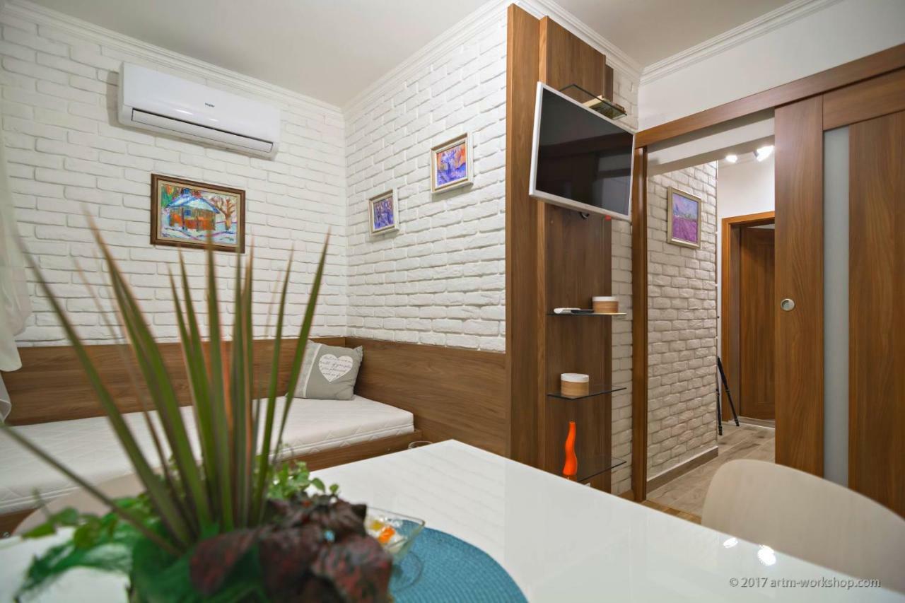 Apartment Art เวลีคอเทอร์โนโว ภายนอก รูปภาพ